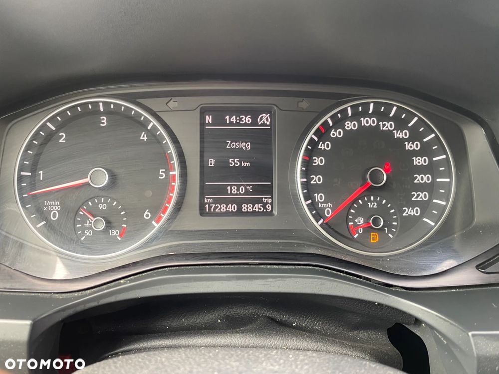 Volkswagen Amarok - 33