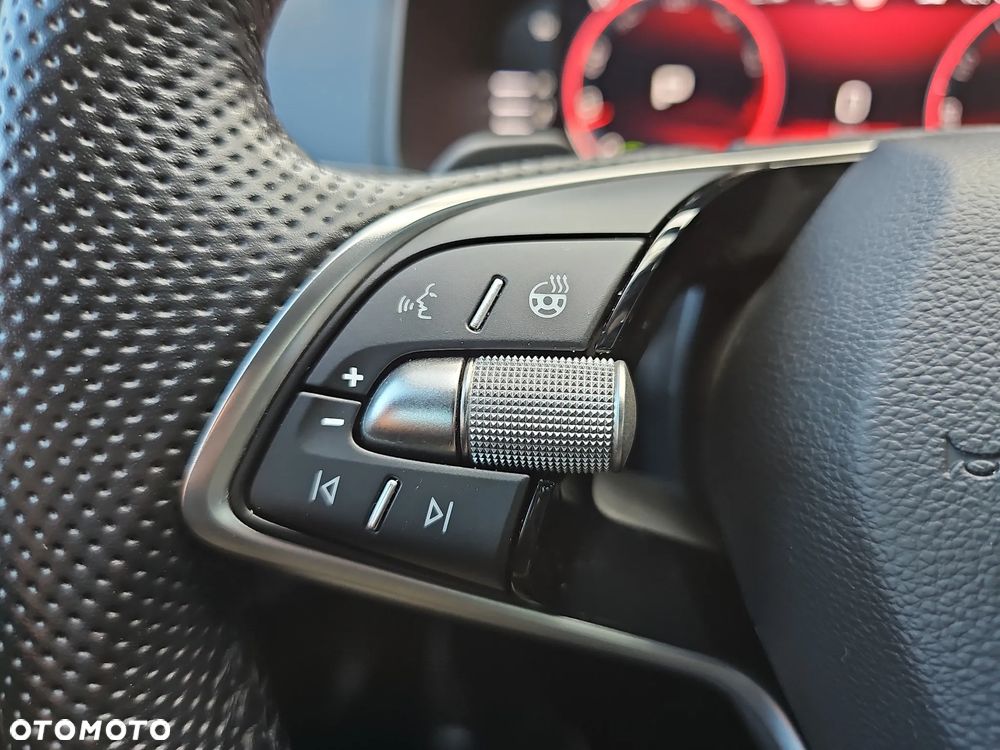 Skoda Karoq 1.5 TSI ACT Sportline DSG - 23