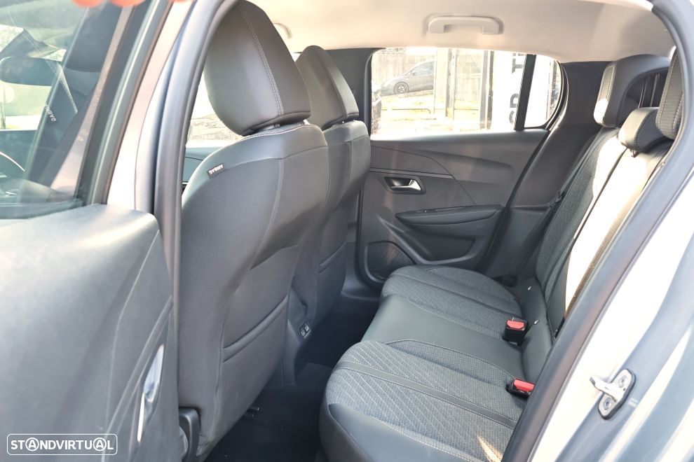 Peugeot 208 1.2 PureTech Allure - 16