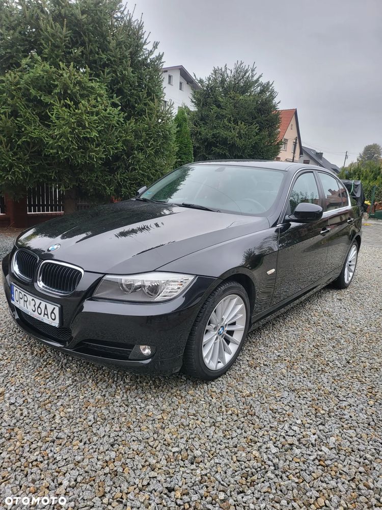 BMW Seria 3 318i Touring Edition Exclusive - 6