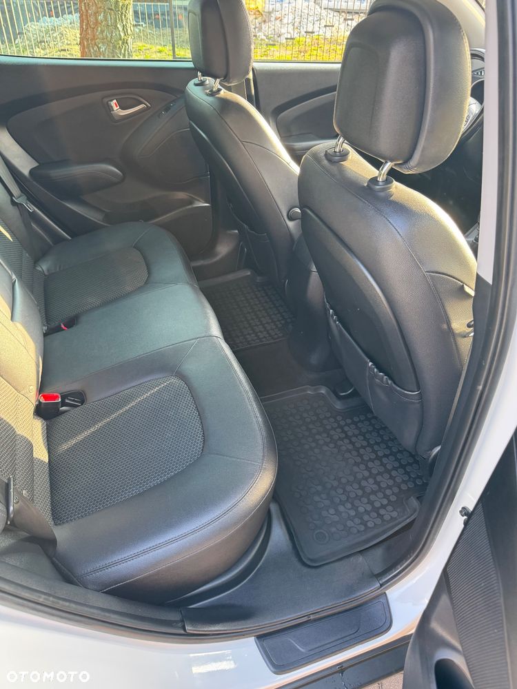 Hyundai ix35 - 15
