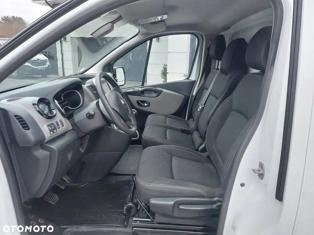 Renault Trafic - 6