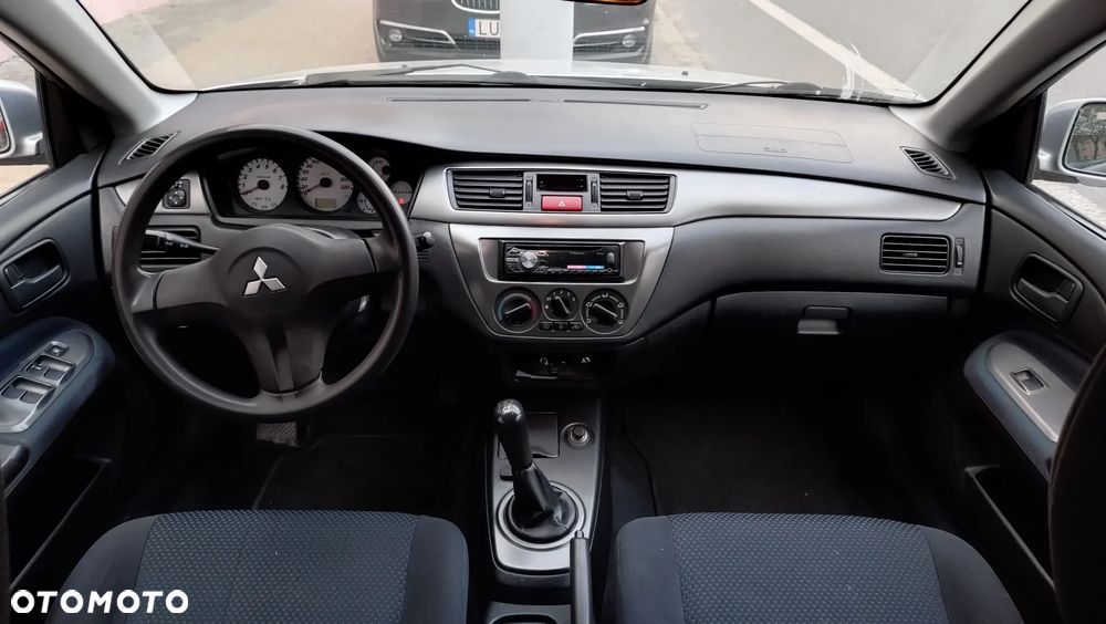 Mitsubishi Lancer 1.6 Comfort - 8