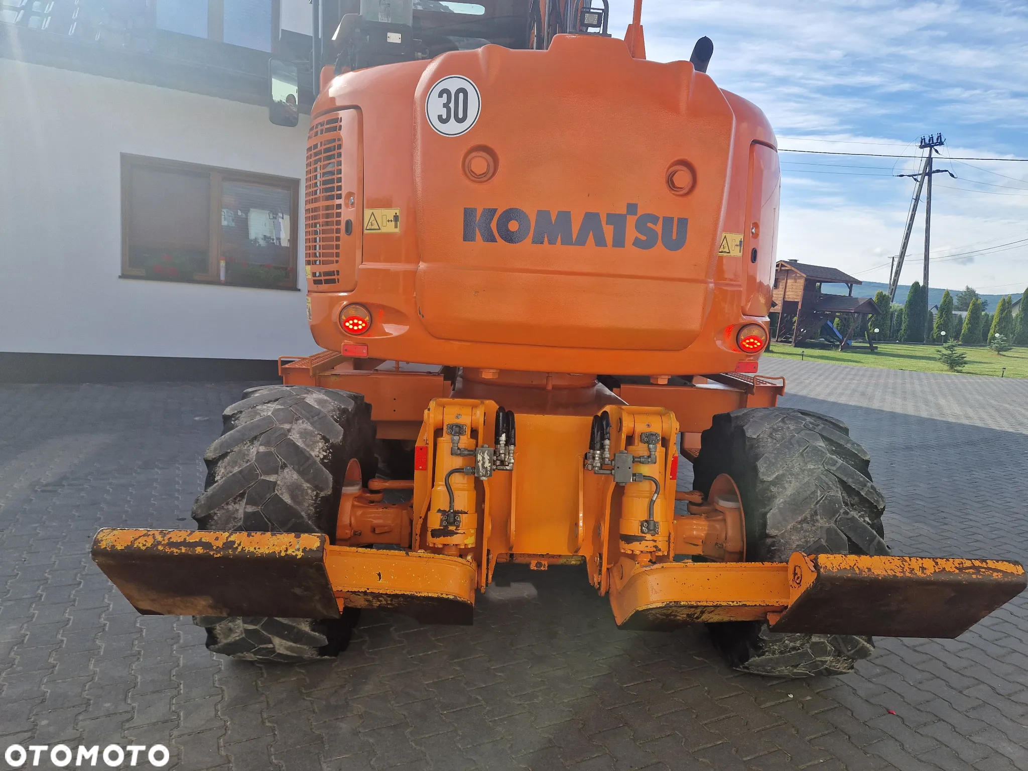 Komatsu PW118MR - 9