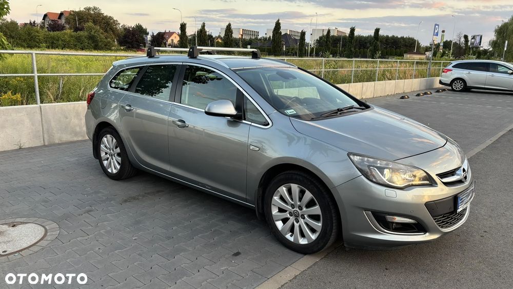 Opel Astra 1.6 CDTI Cosmo - 3