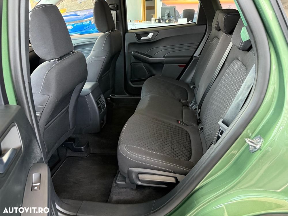 Ford Kuga 1.5 EcoBoost A8 FWD Titanium - 5