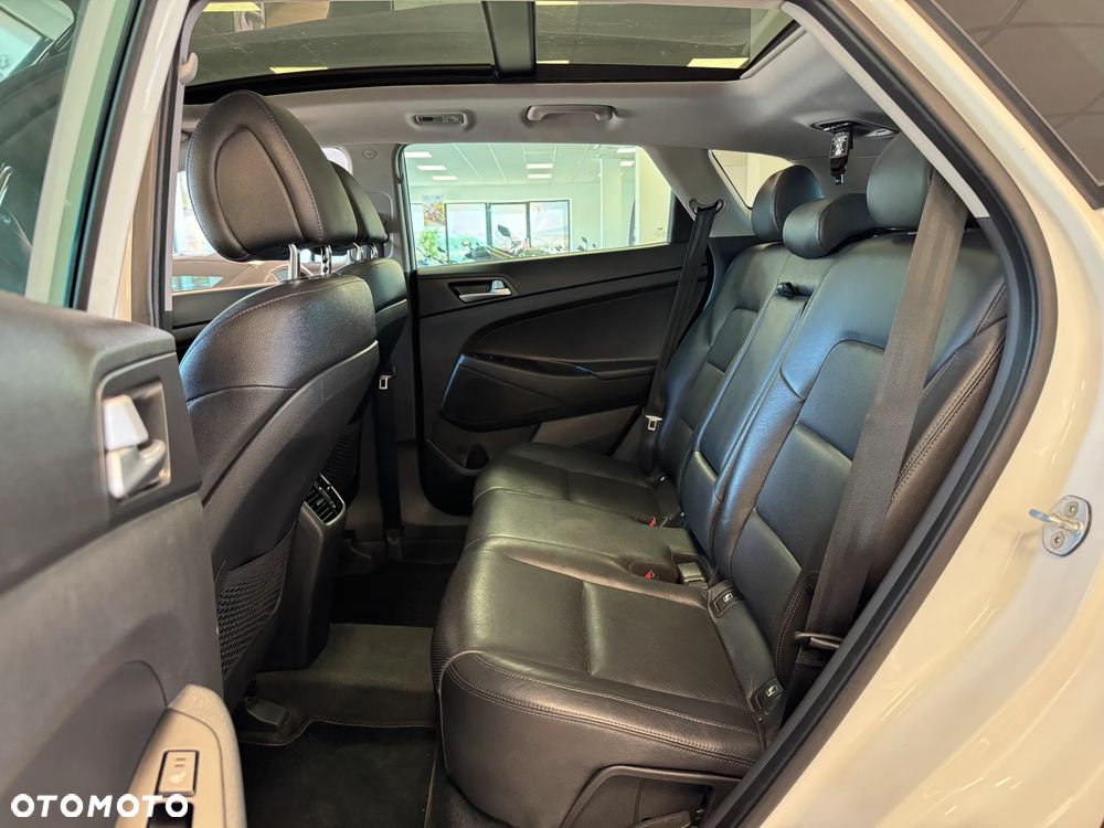 Hyundai Tucson blue 1.7 CRDi 2WD Passion Plus - 8