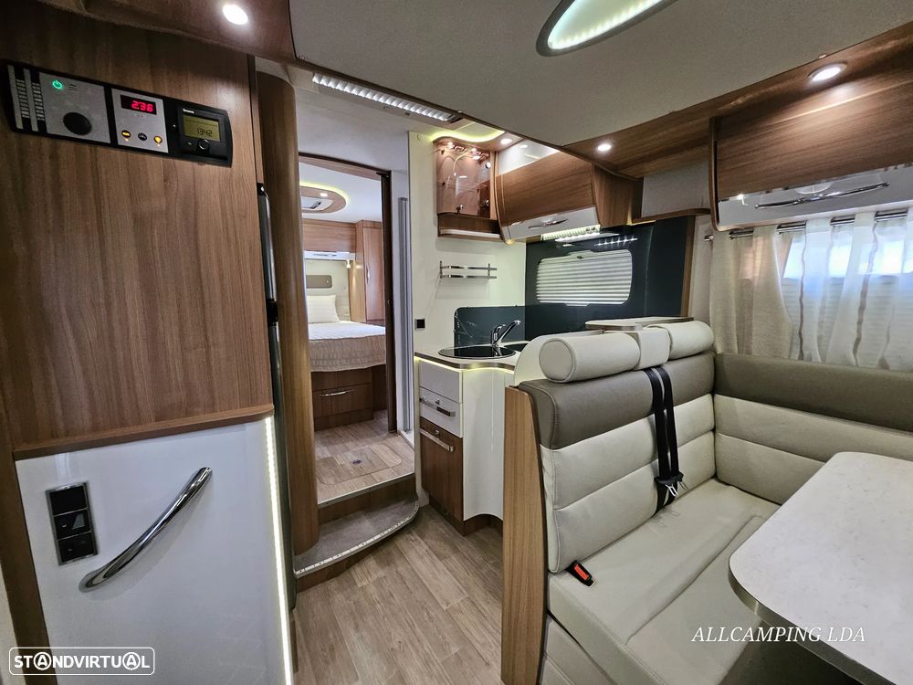 Pilote Sensation P746 CAIXA AUTOMÁTICA CAMA CENTRAL/ BASCULANTE - 17