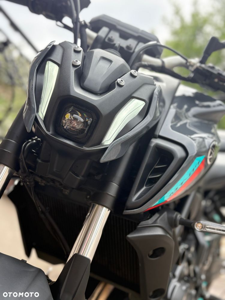 Yamaha MT - 12