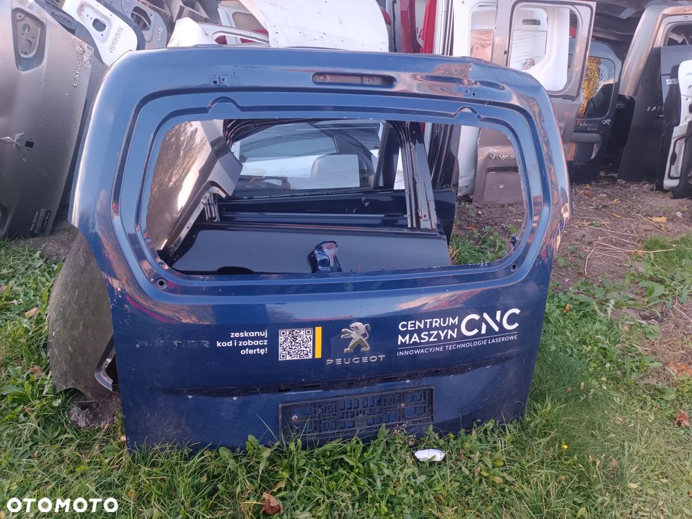 BERLINGO PARTNER IV rifter combo e 18- klapa tylna tył - 3