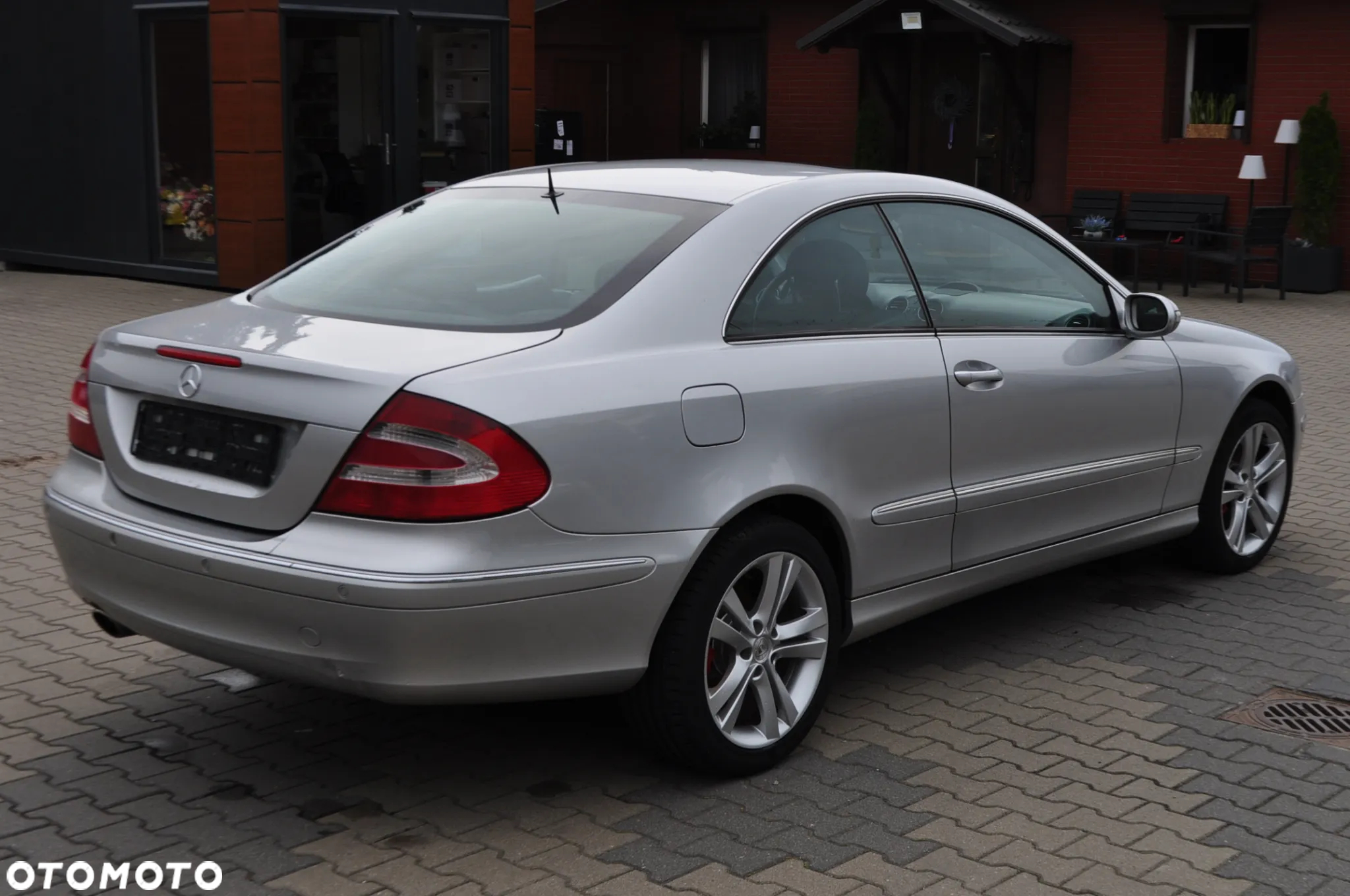 Mercedes-Benz CLK - 6