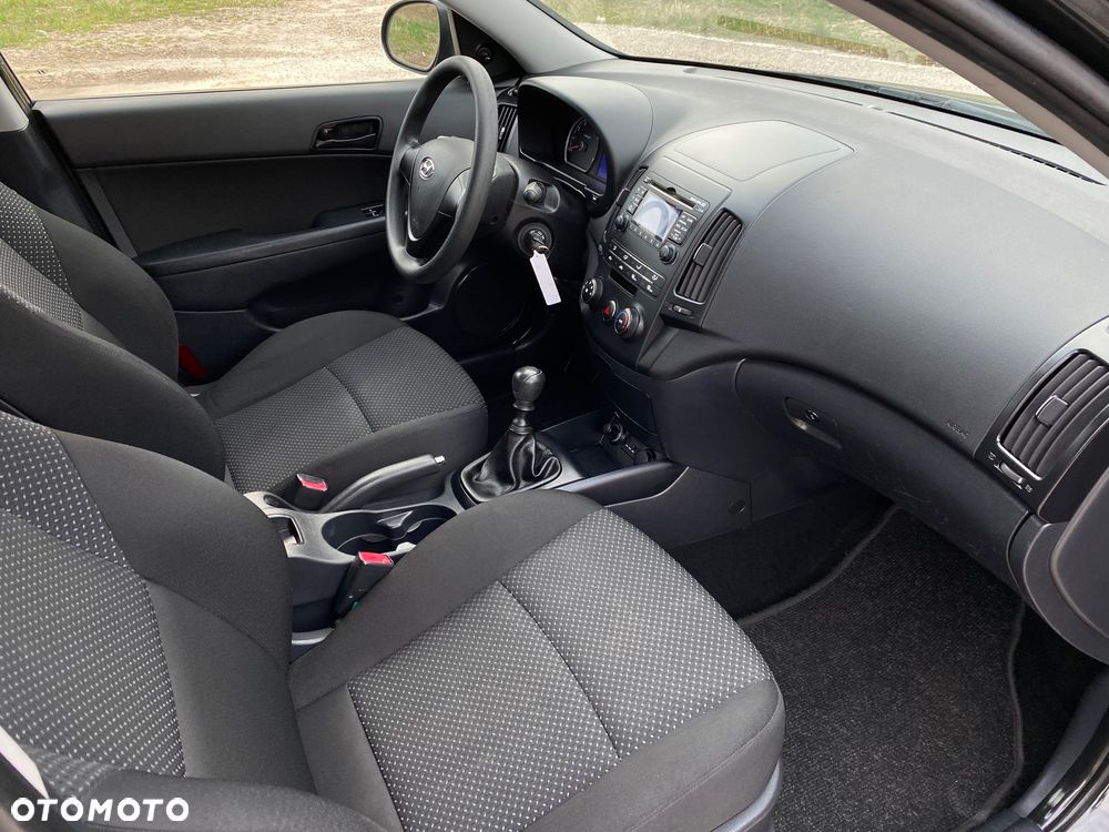 Hyundai i30 1.4 Edition Plus - 26