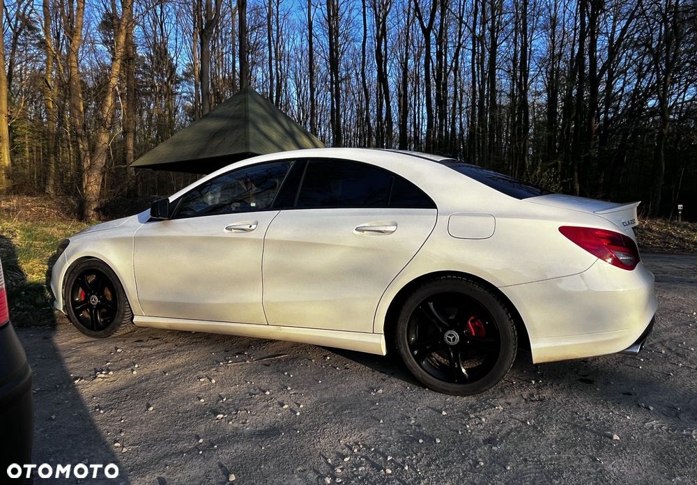 Mercedes-Benz CLA 250 4Matic 7G-DCT - 7