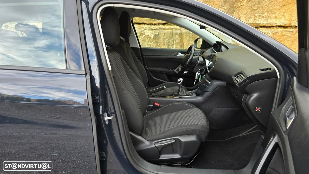 Peugeot 308 SW 1.5 BlueHDi Style - 41