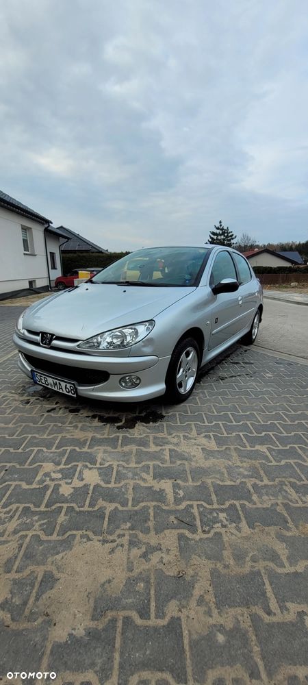Peugeot 206 75 JBL - 2