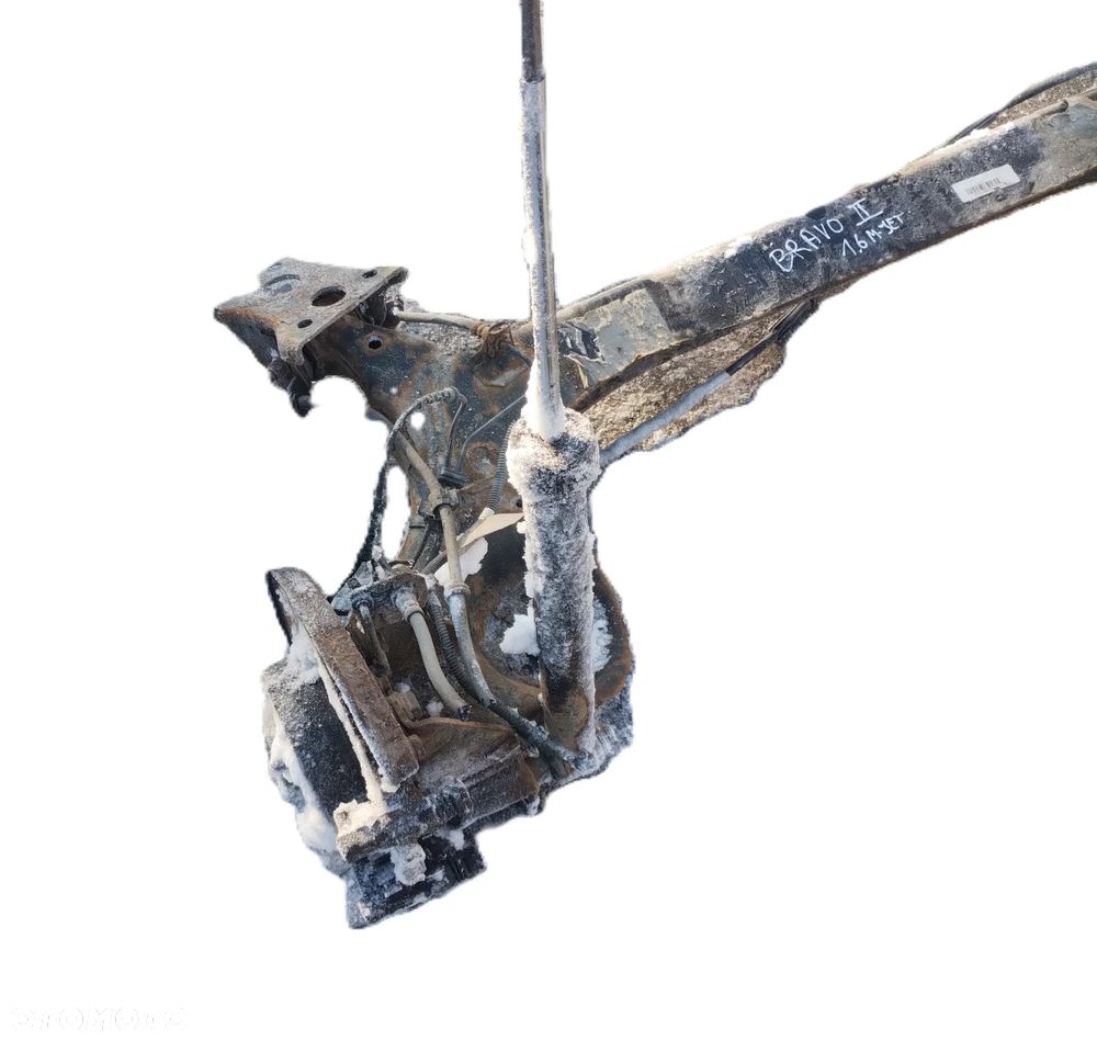 FIAT BRAVO II 07-14 r. 1,6 M-JET belka tylna zawieszenia tylnego OŚ TYLNA + - 3