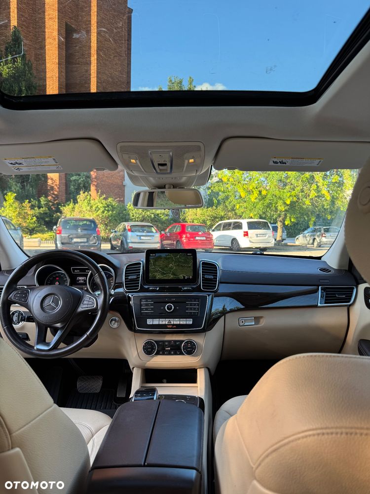Mercedes-Benz GLS 400 4-Matic - 12