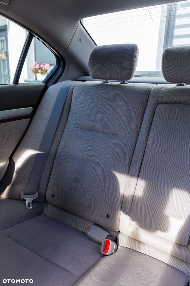 Honda Civic 1.8 Executive - 23