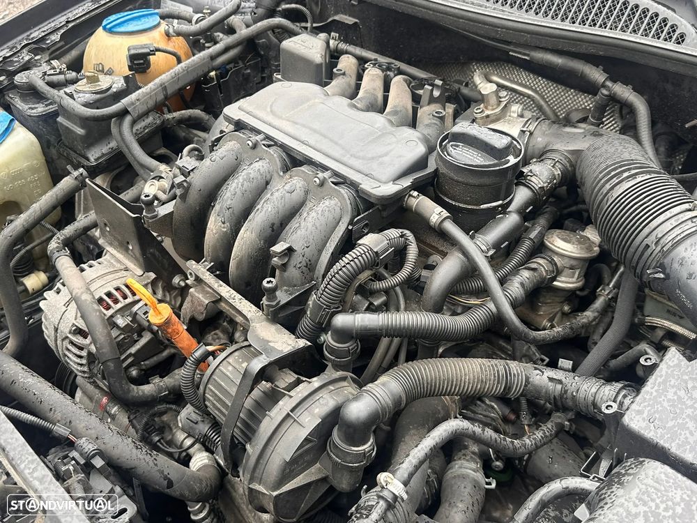 VW Golf V Hatchback (1K1) 1.9 TDI 4motion Diesel 105 cv  77 kW 2004 - 2008 BLS - 4