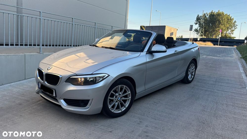 BMW Seria 2 218d - 13