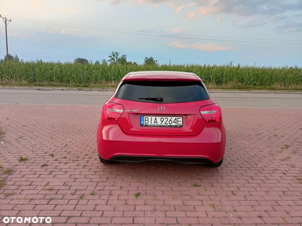 Mercedes-Benz Klasa A 200 (BlueEFFICIENCY) - 4