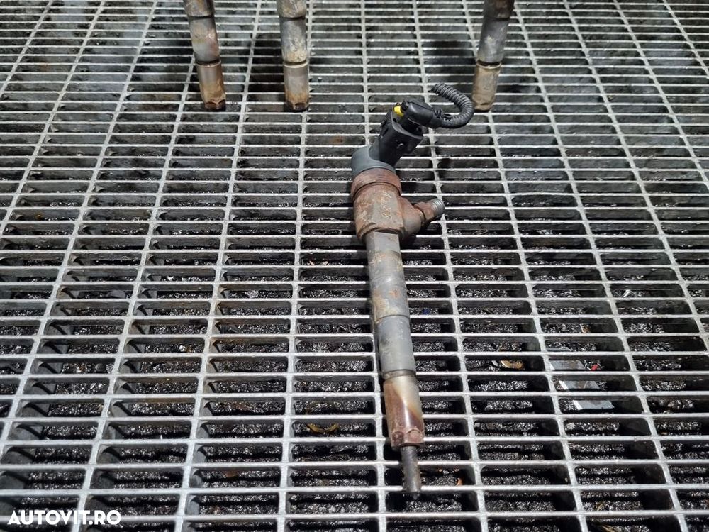 Injector Suzuki Vitara IV 1.6 D 2014 - 2018 120CP D16AA (1288) Diesel 0445110589 - 2