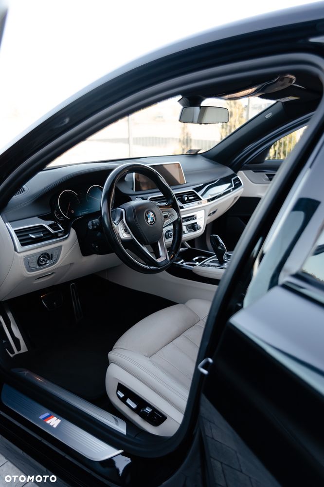 BMW Seria 7 730d xDrive - 9