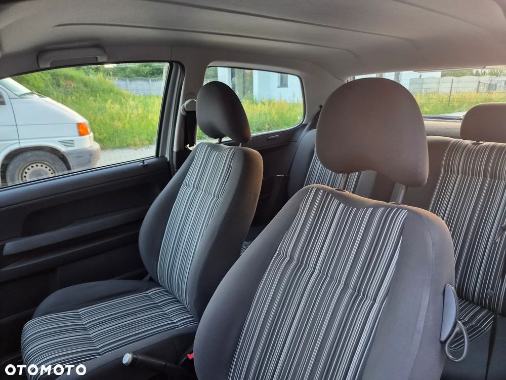 Volkswagen Fox - 9
