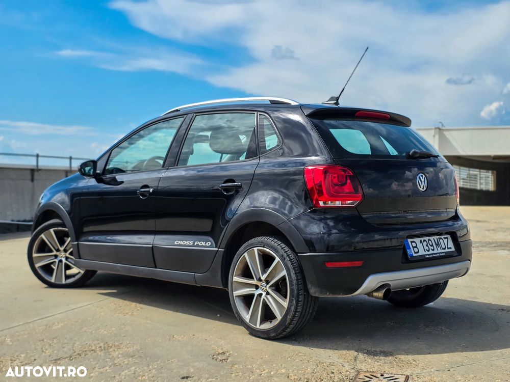 Volkswagen Polo 1.6 TDI Cross - 5