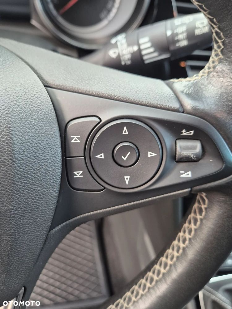 Opel Astra 1.4 Turbo Edition - 15