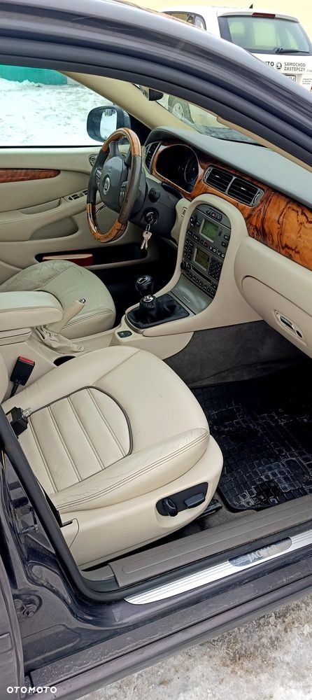 Jaguar X-Type 2.0 D Sport - 11