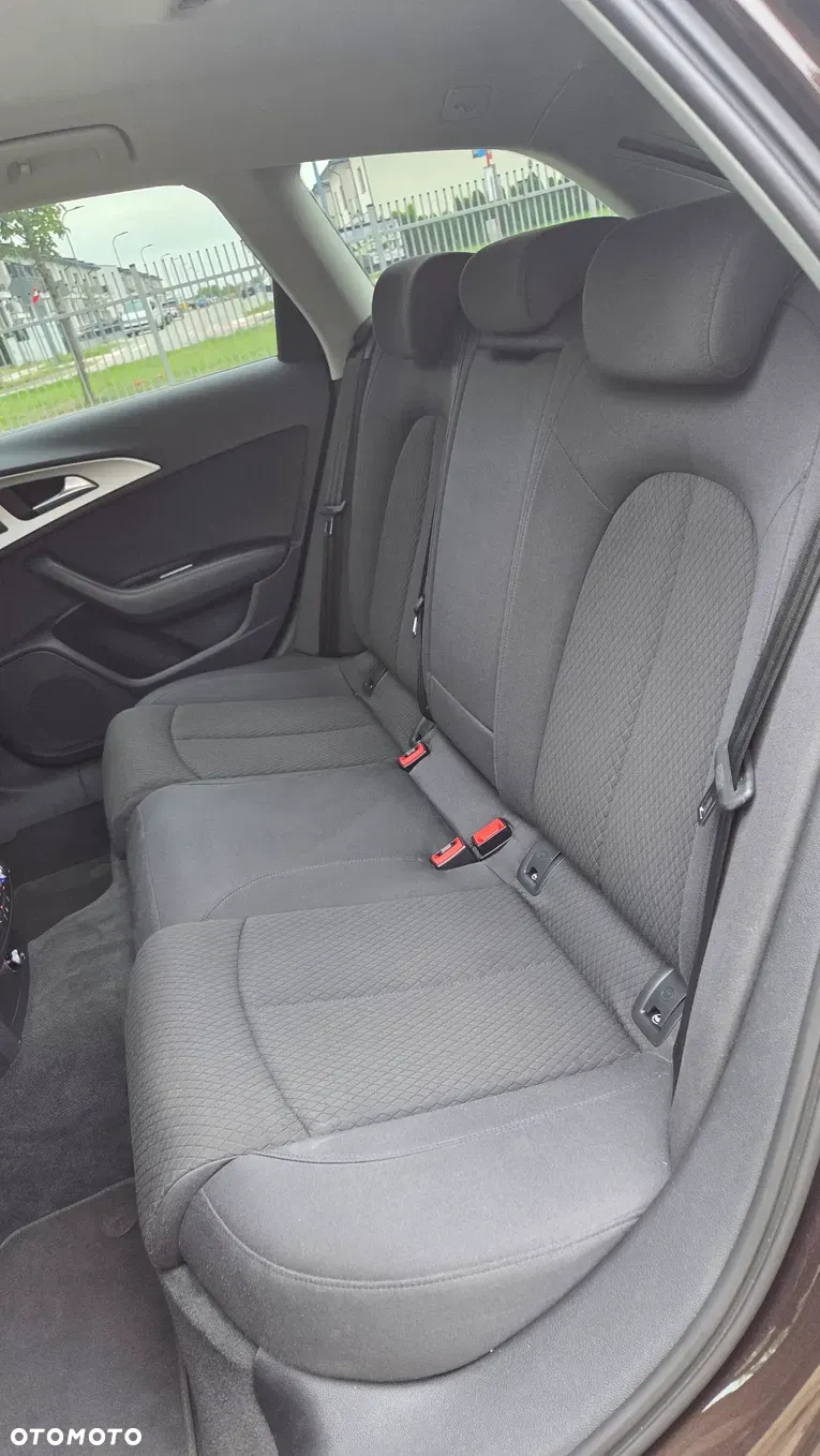 Audi A6 Avant 2.0 TDI Ultra S tronic - 28
