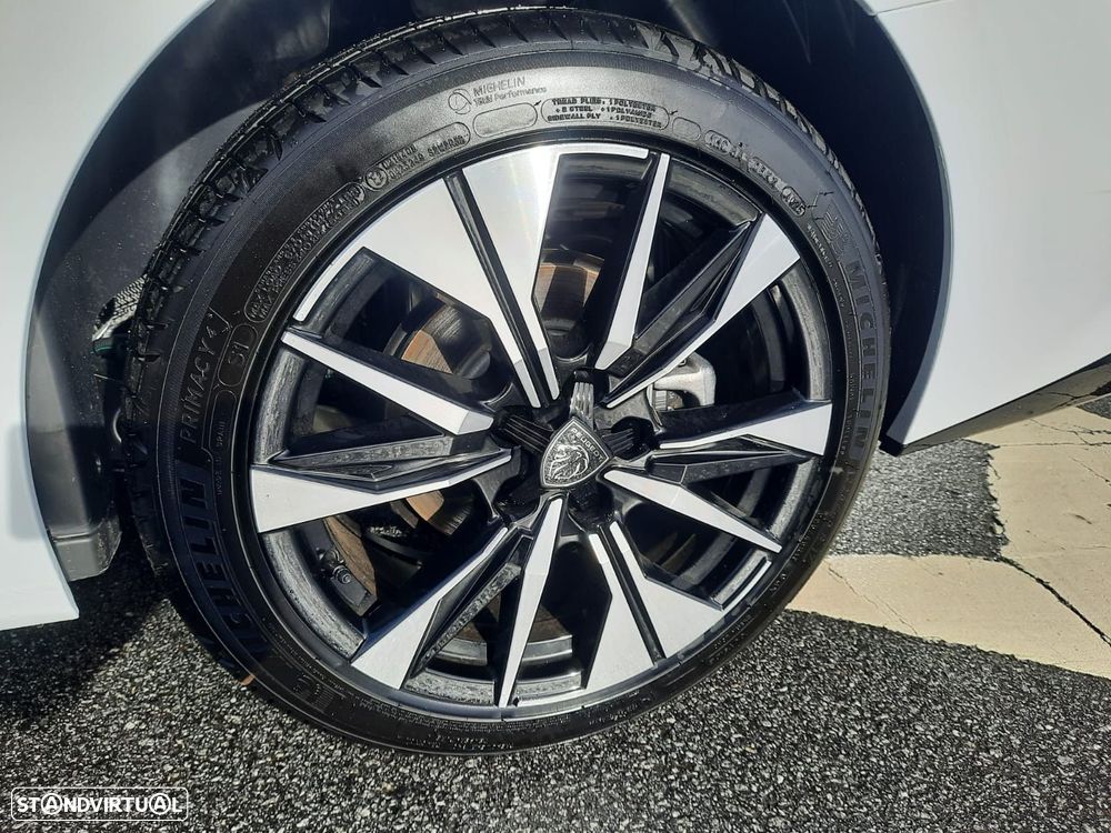 Peugeot 308 SW 1.2 Hybrid Allure e-DCS6 - 11