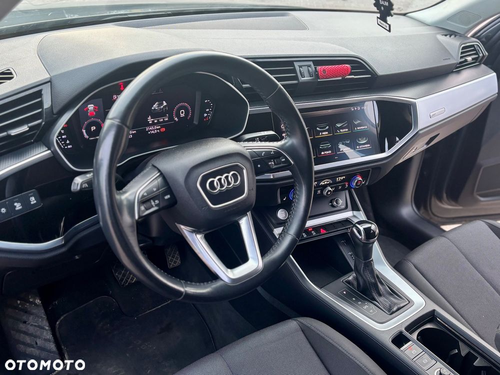 Audi Q3 2.0 TDI S tronic - 16