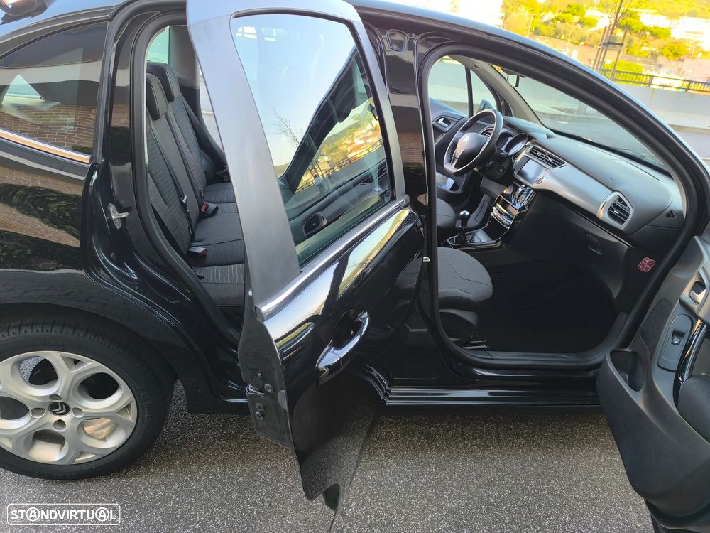 Citroën C3 1.2 PureTech Shine - 14