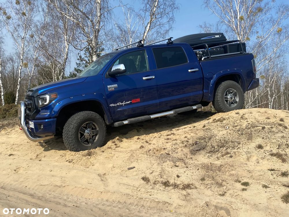 Toyota Tundra - 21
