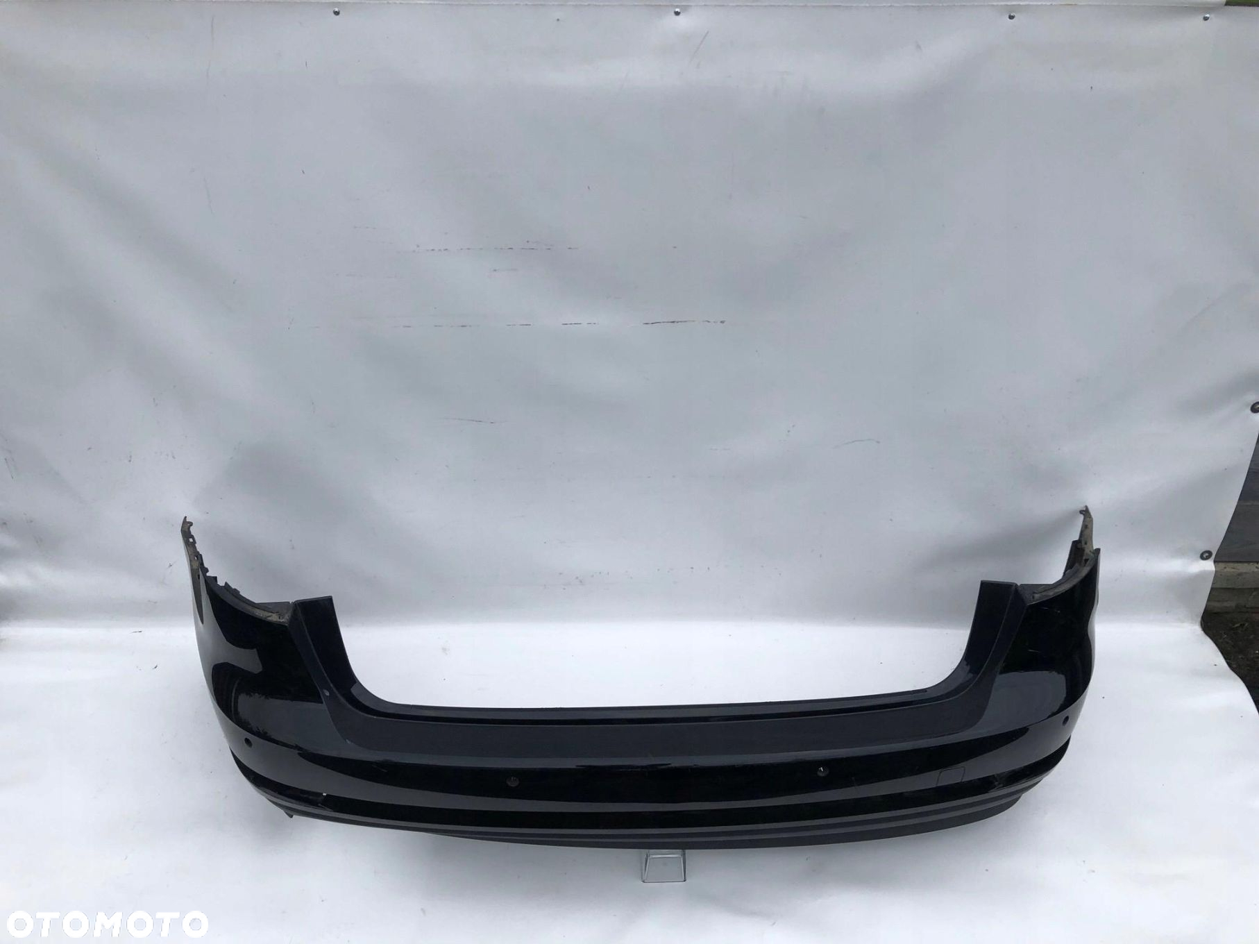 AUDI A4 B9 8W9 KOMBI ZDERZAK TYŁ TYLNI 8W9807511J - 2