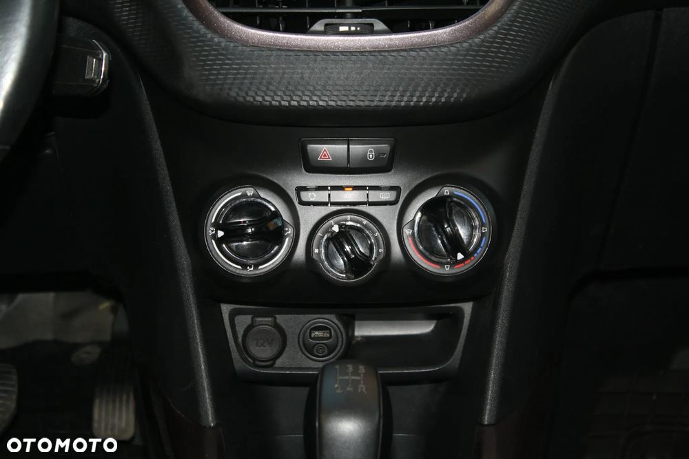 Peugeot 2008 PureTech 110 Style - 27
