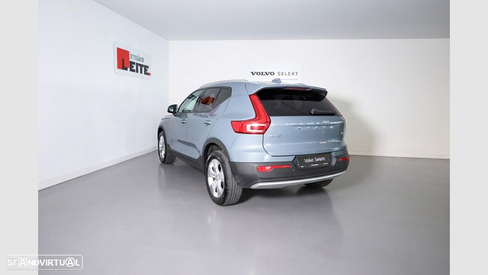 Volvo XC 40 1.5 T2 Momentum Plus - 2