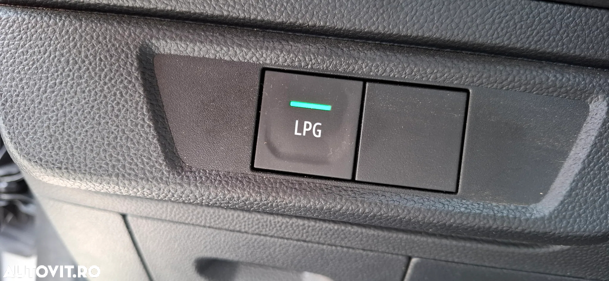 Dacia Logan ECO-G 100 MT6 Comfort - 7