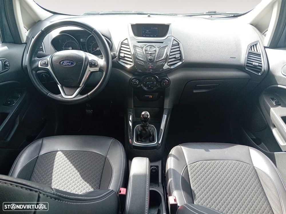 Ford EcoSport 1.0 EcoBoost Titanium - 10