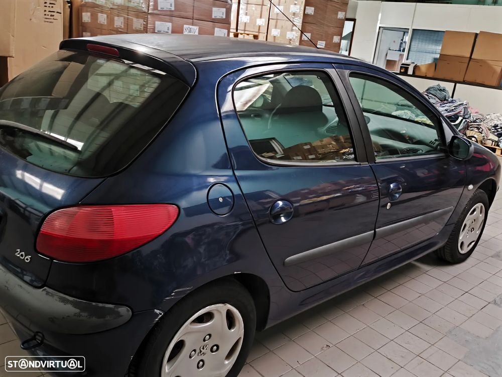 Peugeot 206 1.1 XR Présence - 3