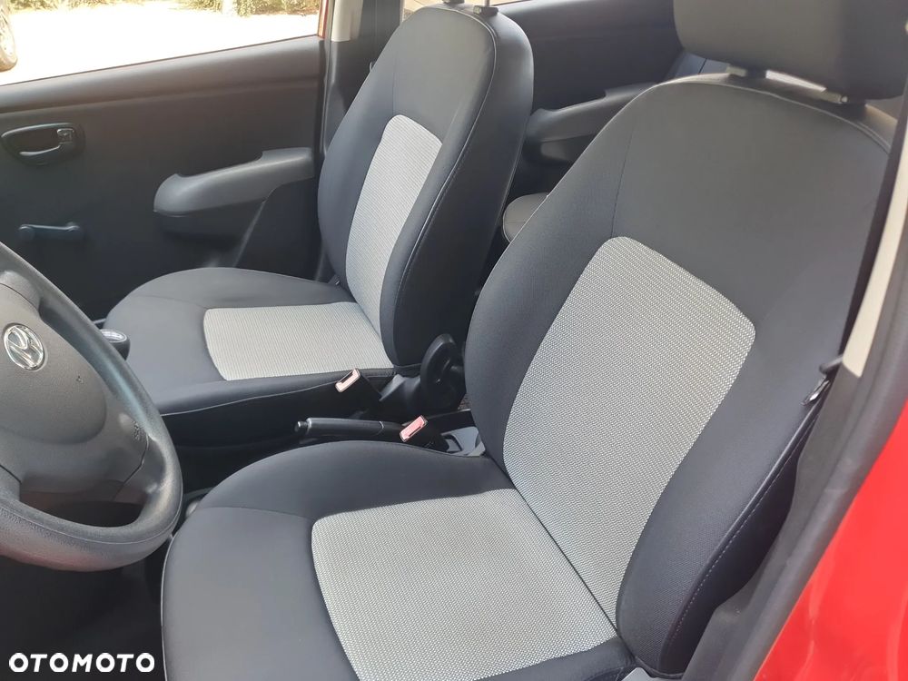 Hyundai i10 1.1 Base - 14