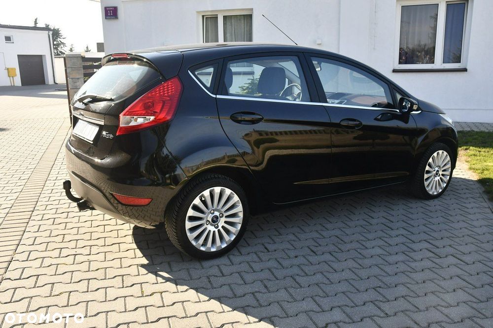 Ford Fiesta - 8