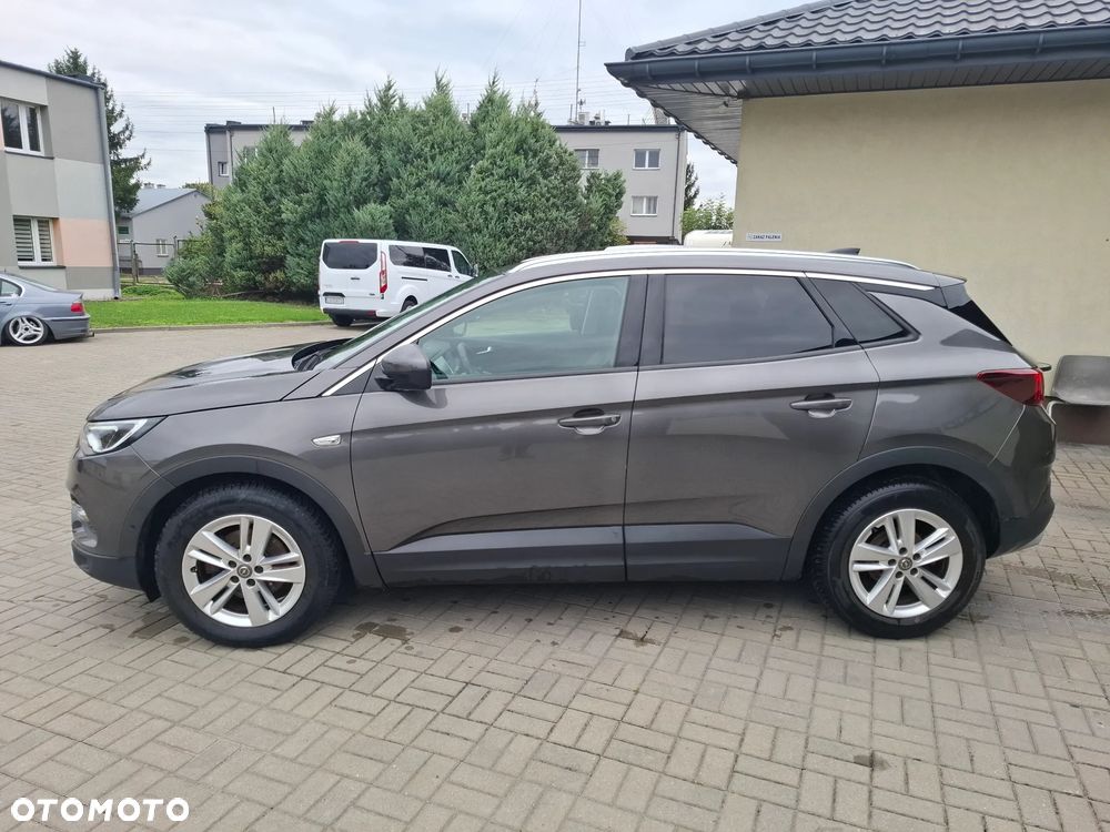 Opel Grandland X 1.2 Start/Stop Business Elegance - 9