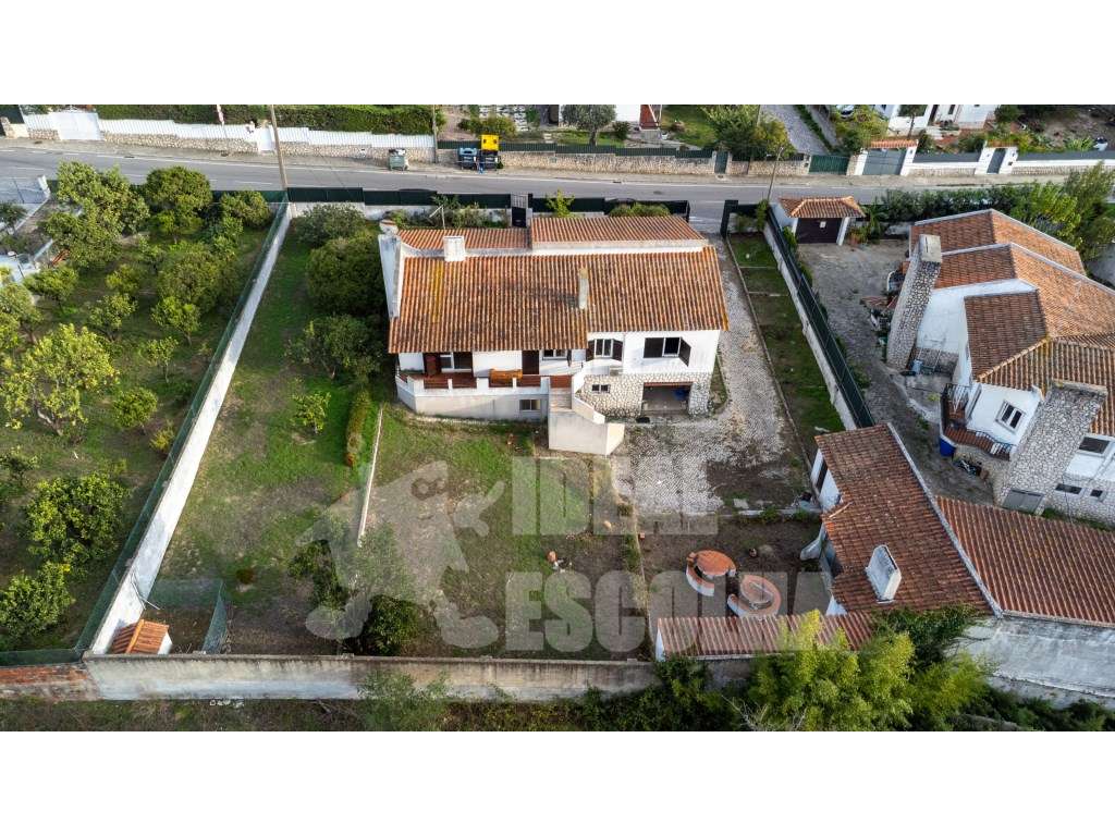 MORADIA ISOLADA ( BAIXA DE PREÇO )

.599.900 € COTOVIA SESIMBRA - Grande imagem: 2/38