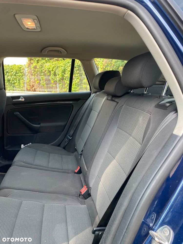 Volkswagen Golf 1.6 TDI Comfortline - 8
