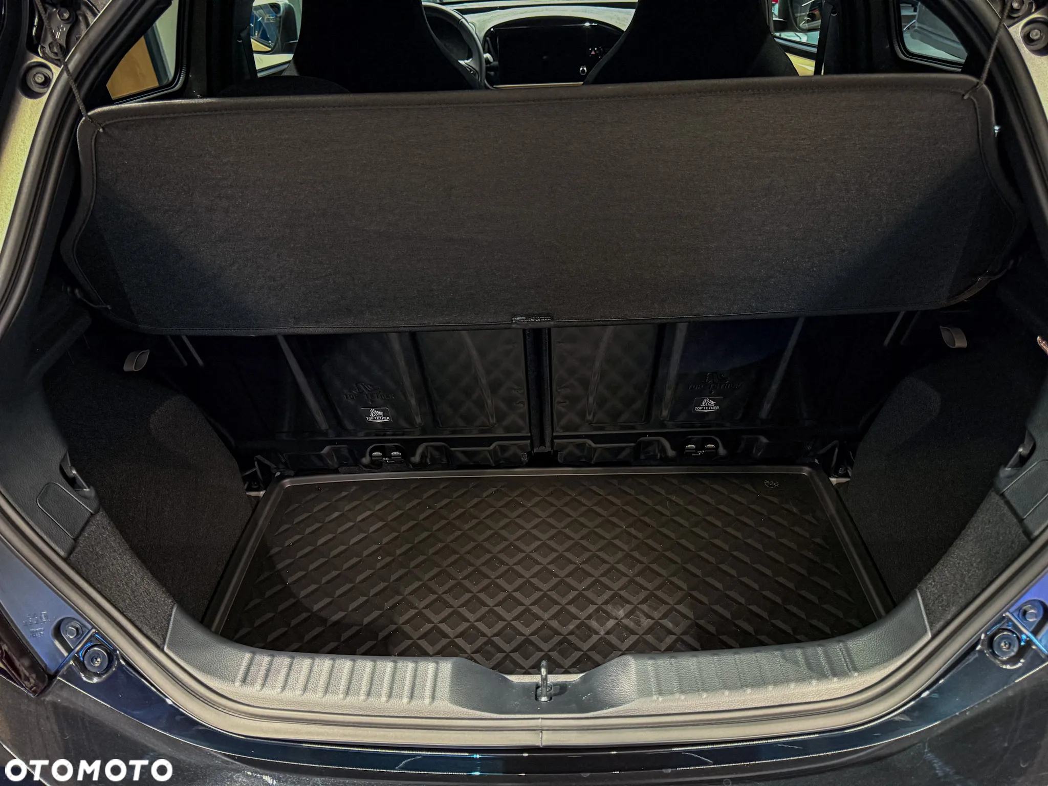 Toyota Aygo X 1.0 VVT-i Executive - 8