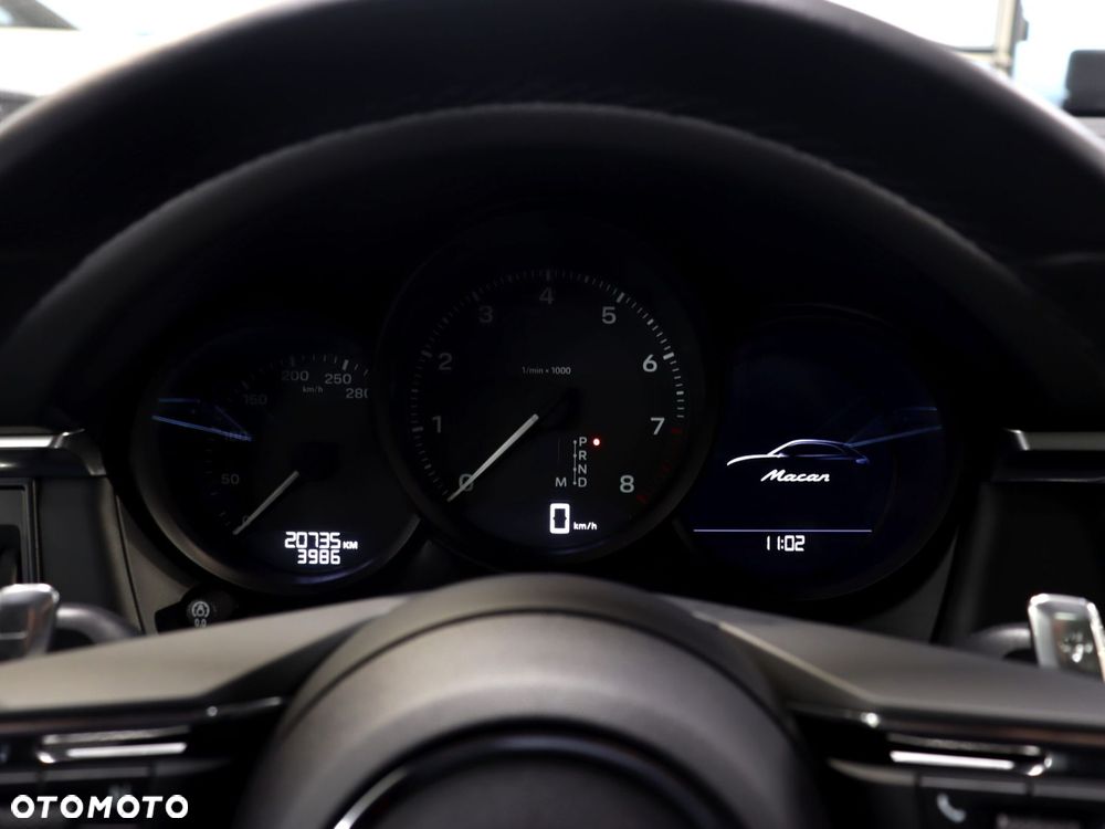 Porsche Macan Standard - 21