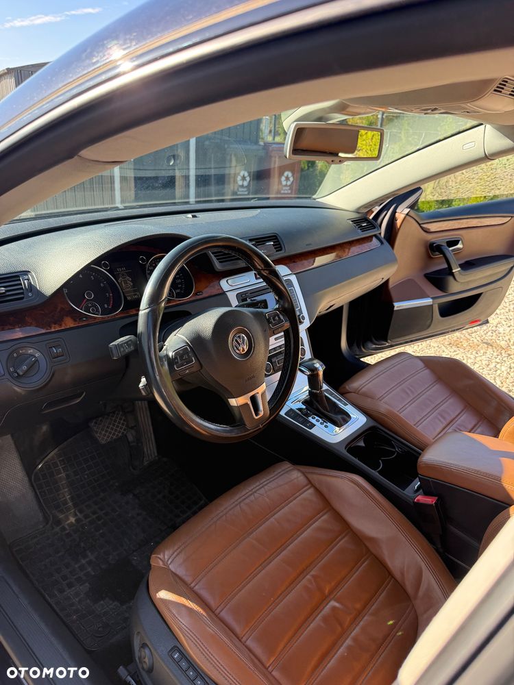 Volkswagen Passat CC 3.6 V6 4Mot DSG - 11